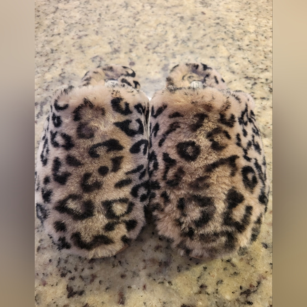 Fireside Dearfoams Genuine Shearling Fuzzy Leopard Print Slippers Soft Lux!!